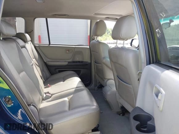 ✅ 2007 Toyota Highlander w/3rd Row • VIN: JTEEP21A170215333 • Lot: 43112891. Listed on IAAI with 269,889 mi. Free auction sales archive from the USA and detailed vehicle history report at DreamBid. Image 8.