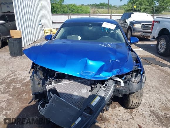 ✅ 2024 Volkswagen Jetta SE • VIN: 3VWEM7BU8RM077175 • Лот: 42531164. Опубликован ранее на IAAI с пробегом 11 602 миль. Бесплатный доступ к архиву аукционных продаж из США и подробный отчёт об истории автомобиля на DreamBid. Изображение 12.