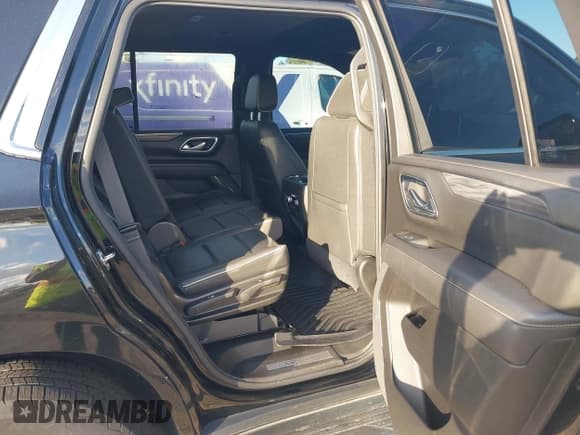 ✅ 2021 GMC Yukon SLT • VIN: 1GKS2BKD5MR253934 • Lot: 40993027. Listed on IAAI with 73,266 mi. Free auction sales archive from the USA and detailed vehicle history report at DreamBid. Image 8.