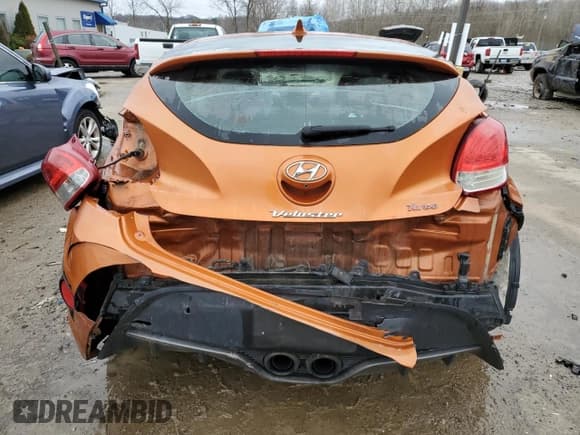 ✅ 2015 Hyundai Veloster Turbo • VIN: KMHTC6AE4FU228789 • Lot: 85890024. Wystawiony na Copart z przebiegiem 116 284 mil. Bezpłatny archiwum sprzedaży aukcyjnych z USA i szczegółowy raport historii pojazdu na DreamBid. Zdjęcie 6.
