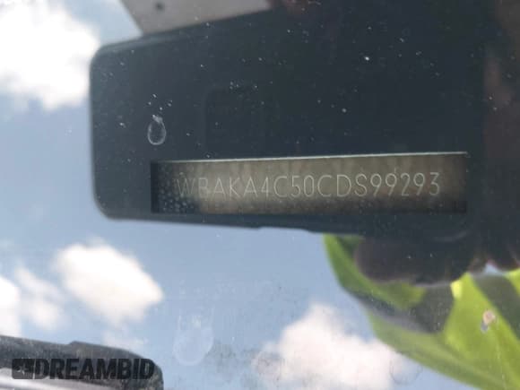 ✅ 2012 BMW 7 Series 740i • VIN: WBAKA4C50CDS99293 • Lot: 42208510. Listed on IAAI with 127,631 mi. Free auction sales archive from the USA and detailed vehicle history report at DreamBid. Image 9.