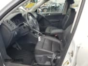 ✅ 2016 Volkswagen Tiguan SEL • VIN: WVGBV7AX2GW580532 • Lot: 92589185. Listed on Copart with 111,200 mi. Free auction sales archive from the USA and detailed vehicle history report at DreamBid. Image 7.