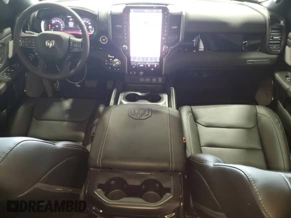 2025 Ram 1500 Rebel с VIN 1C6SRFLP8SN618979, выставлен на аукционе Copart как лот 68716295 с пробегом 10 487 миль миль и Списание • Salvage title. История ставок и продаж доступна на DreamBid. Изображение 8.