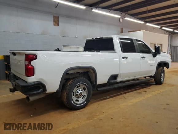 ✅ 2020 Chevrolet Silverado 2500HD Work Truck • VIN: 1GC1YLEY5LF216764 • Lot: 81570455. Wystawiony na Copart z przebiegiem 115 130 mil. Bezpłatny archiwum sprzedaży aukcyjnych z USA i szczegółowy raport historii pojazdu na DreamBid. Zdjęcie 3.
