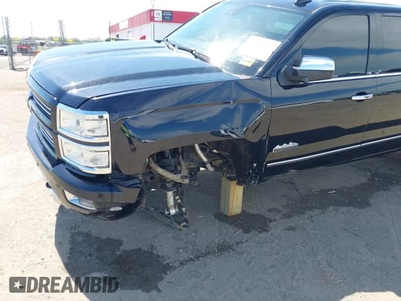 ✅ 2015 Chevrolet Silverado 1500 High Country • VIN: 3GCUKTEJ6FG187019 • Лот: 42836069. Опубликован ранее на IAAI с пробегом 144 832 миль. Бесплатный доступ к архиву аукционных продаж из США и подробный отчёт об истории автомобиля на DreamBid. Изображение 6.