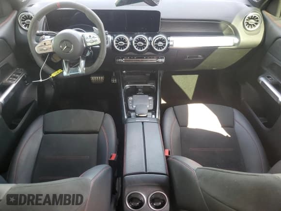 ✅ 2021 Mercedes-Benz GLB 35 AMG • VIN: W1N4M5BB6MW083110 • Лот: 70781155. Опубликован ранее на Copart с пробегом 31 462 миль. Бесплатный доступ к архиву аукционных продаж из США и подробный отчёт об истории автомобиля на DreamBid. Изображение 8.