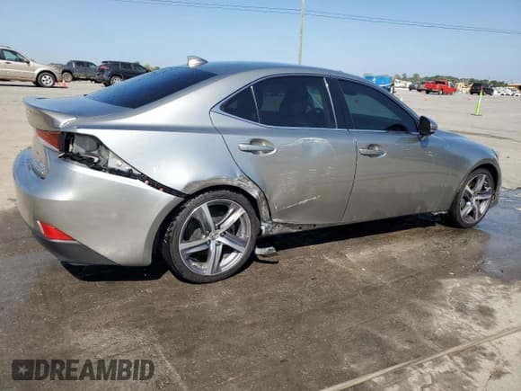 ✅ 2018 Lexus IS 300 • VIN: JTHC81D24J5026241 • Lot: 81436585. Wystawiony na Copart z przebiegiem 49 128 mil. Bezpłatny archiwum sprzedaży aukcyjnych z USA i szczegółowy raport historii pojazdu na DreamBid. Zdjęcie 3.