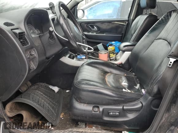 ✅ 2007 Mercury Mariner Premier • VIN: 4M2CU97187KJ02823 • Lot: 43561465. Wystawiony na Copart z przebiegiem Nie podano. Bezpłatny archiwum sprzedaży aukcyjnych z USA i szczegółowy raport historii pojazdu na DreamBid. Zdjęcie 7.