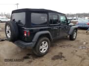 ✅ 2022 Jeep Wrangler Unlimited Sport S • VIN: 1C4HJXDGXNW242038 • Lot: 44771015. Listed on Copart with 40,582 mi. Free auction sales archive from the USA and detailed vehicle history report at DreamBid. Image 3.