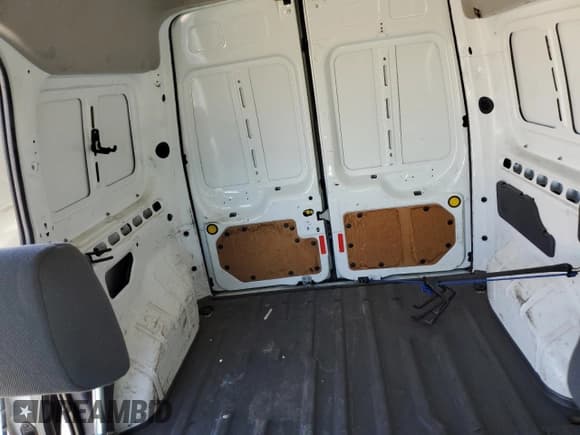 ✅ 2013 Ford Transit Connect XLT • VIN: NM0LS7BN2DT132347 • Лот: 52025725. Опубликован ранее на Copart с пробегом 121 030 миль. Бесплатный доступ к архиву аукционных продаж из США и подробный отчёт об истории автомобиля на DreamBid. Изображение 10.