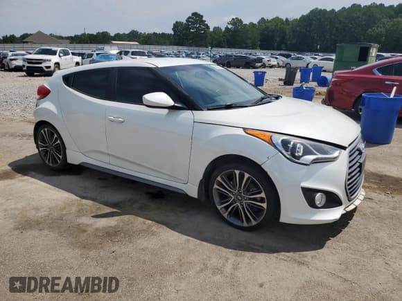 ✅ 2016 Hyundai Veloster Turbo R-Spec • VIN: KMHTC6AE8GU284140 • Lot: 62572705. Wystawiony na Copart z przebiegiem 135 917 mil. Bezpłatny archiwum sprzedaży aukcyjnych z USA i szczegółowy raport historii pojazdu na DreamBid. Zdjęcie 4.