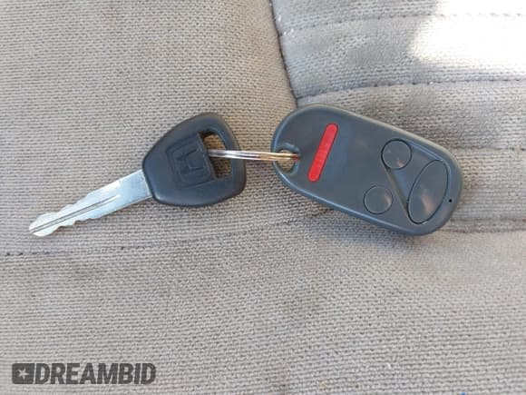 ✅ 1998 Honda Accord EX • VIN: 1HGCG5656WA219042 • Лот: 43031431. Опубликован ранее на IAAI с пробегом 153 934 миль. Бесплатный доступ к архиву аукционных продаж из США и подробный отчёт об истории автомобиля на DreamBid. Изображение 11.