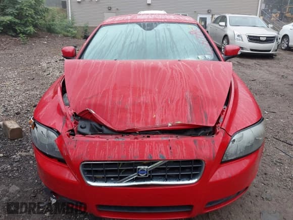 ✅ 2009 Volvo C70 • VIN: YV1MC67239J075098 • Lot: 43297795. Wystawiony na IAAI z przebiegiem 109 379 mil. Bezpłatny archiwum sprzedaży aukcyjnych z USA i szczegółowy raport historii pojazdu na DreamBid. Zdjęcie 12.