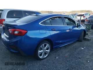✅ 2018 Chevrolet Cruze Premier • VIN: 1G1BF5SM0J7196463 • Лот: 72712102. Размещён на Copart с пробегом 113 469 миль миль. Получите бесплатный доступ к архиву аукционных продаж из США и посмотрите подробный отчёт об истории автомобиля на DreamBid. Изображение 3.