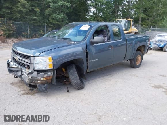 ✅ 2009 Chevrolet Silverado 2500HD Work Truck • VIN: 1GCHK49K09E163272 • Лот: 43074933. Опубликован ранее на IAAI с пробегом 96 927 миль. Бесплатный доступ к архиву аукционных продаж из США и подробный отчёт об истории автомобиля на DreamBid. Изображение 2.