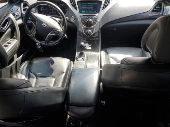 ✅ 2012 Hyundai Azera • VIN: KMHFH4JG9CA157381 • Лот: 70351685. Опубликован ранее на Copart с пробегом 165 672 миль. Бесплатный доступ к архиву аукционных продаж из США и подробный отчёт об истории автомобиля на DreamBid. Изображение 8.