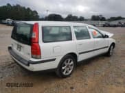 ✅ 2004 Volvo V70 • VIN: YV1SW61T442405835 • Лот: 85315965. Опубликован ранее на Copart с пробегом 117 163 миль. Бесплатный доступ к архиву аукционных продаж из США и подробный отчёт об истории автомобиля на DreamBid. Изображение 3.