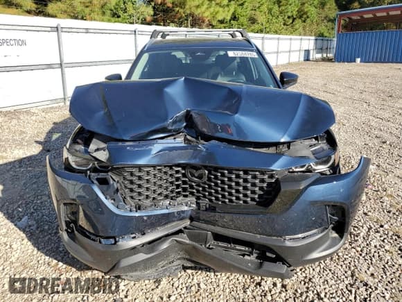 ✅ 2025 Mazda CX-50 S Premium • VIN: 7MMVABDM6SN313331 • Lot: 82584285. Listed on Copart with 17,884 mi. Free auction sales archive from the USA and detailed vehicle history report at DreamBid. Image 5.