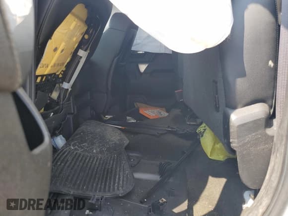 ✅ 2014 Chevrolet Silverado 1500 LT • VIN: 1GCVKREC4EZ372015 • Лот: 62535915. Опубликован ранее на Copart с пробегом Не указан. Бесплатный доступ к архиву аукционных продаж из США и подробный отчёт об истории автомобиля на DreamBid. Изображение 10.