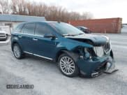 ✅ 2011 Lincoln MKX • VIN: 2LMDJ8JKXBBJ22654 • Lot: 43906940. Listed on IAAI with 174,699 mi. Free auction sales archive from the USA and detailed vehicle history report at DreamBid. Image 1.