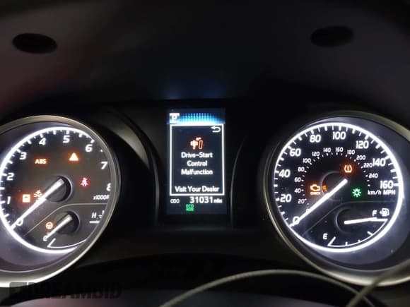 ✅ 2024 Toyota Camry LE • VIN: 4T1C11AK7RU226196 • Лот: 43483021. Опубликован ранее на IAAI с пробегом 31 031 миль. Бесплатный доступ к архиву аукционных продаж из США и подробный отчёт об истории автомобиля на DreamBid. Изображение 7.