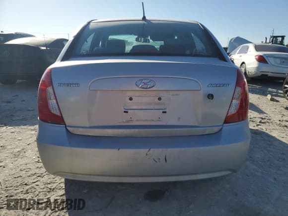 ✅ 2009 Hyundai Accent Auto GLS • VIN: KMHCN46C19U384542 • Лот: 47028995. Опубликован ранее на Copart с пробегом 173 102 миль. Бесплатный доступ к архиву аукционных продаж из США и подробный отчёт об истории автомобиля на DreamBid. Изображение 6.
