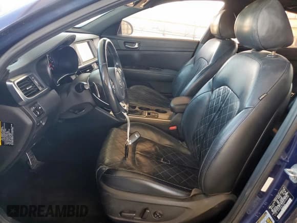 ✅ 2017 Kia Optima SX Limited • VIN: 5XXGV4L26HG142254 • Lot: 83869565. Wystawiony na Copart z przebiegiem 155 685 mil. Bezpłatny archiwum sprzedaży aukcyjnych z USA i szczegółowy raport historii pojazdu na DreamBid. Zdjęcie 7.