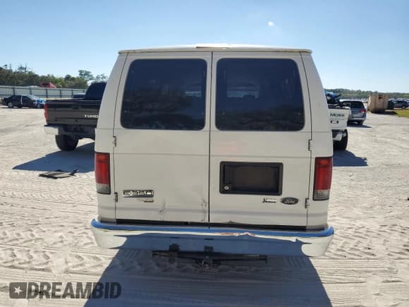 ✅ 2012 Ford Econoline Passenger XLT • VIN: 1FBSS3BL4CDA96602 • Lot: 93038305. Listed on Copart with 141,432 mi. Free auction sales archive from the USA and detailed vehicle history report at DreamBid. Image 6.