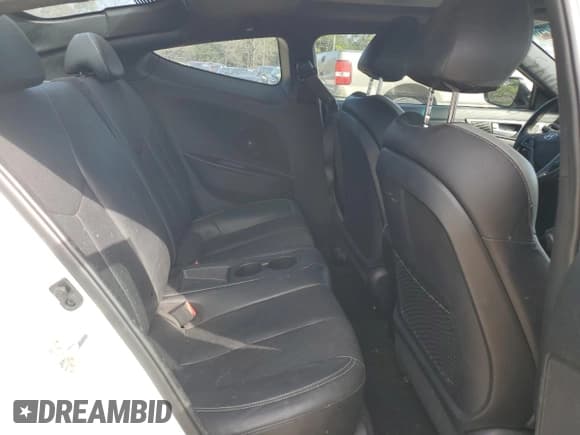 ✅ 2016 Hyundai Veloster Turbo Rally Edition • VIN: KMHTC6AEXGU299254 • Lot: 45601175. Listed on Copart with 81,096 mi. Free auction sales archive from the USA and detailed vehicle history report at DreamBid. Image 10.