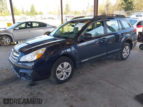 ✅ 2013 Subaru Outback 2.5i • VIN: 4S4BRBAC8D3222112 • Lot: 43826514. Listed on IAAI with 141,111 mi. Free auction sales archive from the USA and detailed vehicle history report at DreamBid. Image 2.