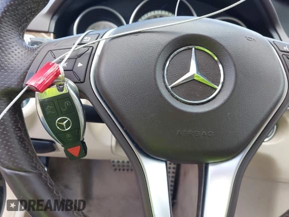 ✅ 2016 Mercedes-Benz E 350 Sport • VIN: WDDHF5KB5GB293458 • Lot: 42828581. Listed on IAAI with 141,642 mi. Free auction sales archive from the USA and detailed vehicle history report at DreamBid. Image 11.