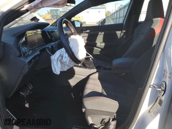 ✅ 2023 Volkswagen Golf GTI 40th Anniversary Edition • VIN: WVW8A7CD0PW190252 • Lot: 91203165. Wystawiony na Copart z przebiegiem 21 055 mil. Bezpłatny archiwum sprzedaży aukcyjnych z USA i szczegółowy raport historii pojazdu na DreamBid. Zdjęcie 7.