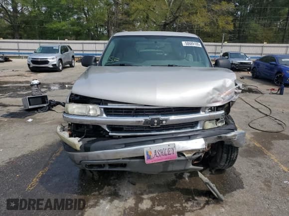 ✅ 2005 Chevrolet Suburban LS • VIN: 1GNGC26U95R167852 • Лот: 50689105. Опубликован ранее на Copart с пробегом 277 843 миль. Бесплатный доступ к архиву аукционных продаж из США и подробный отчёт об истории автомобиля на DreamBid. Изображение 5.