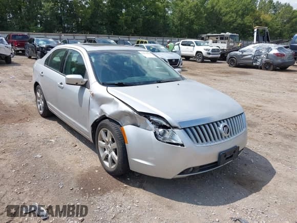 ✅ 2010 Mercury Milan Premier • VIN: 3MEHM0JG4AR653126 • Лот: 43135818. Опубликован ранее на IAAI с пробегом 186 814 миль. Бесплатный доступ к архиву аукционных продаж из США и подробный отчёт об истории автомобиля на DreamBid. Изображение 6.