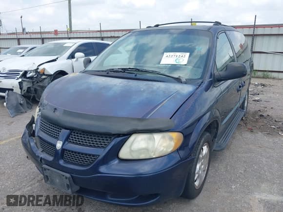 ✅ 2003 Dodge Caravan EX • VIN: 2D4GP74L53R270667 • Lot: 42271242. Listed on IAAI with 275,732 mi. Free auction sales archive from the USA and detailed vehicle history report at DreamBid. Image 2.
