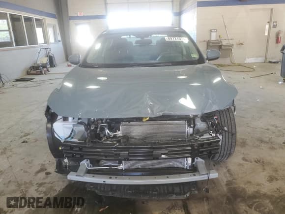 ✅ 2025 Nissan Sentra SV • VIN: 3N1AB8CV6SY213082 • Лот: 89721075. Опубликован ранее на Copart с пробегом 2 884 миль. Бесплатный доступ к архиву аукционных продаж из США и подробный отчёт об истории автомобиля на DreamBid. Изображение 5.