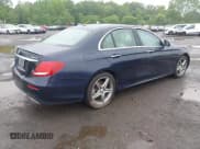 ✅ 2017 Mercedes-Benz E 300 Luxury • VIN: WDDZF4KB1HA030874 • Lot: 42508006. Wystawiony na IAAI z przebiegiem 109 580 mil. Bezpłatny archiwum sprzedaży aukcyjnych z USA i szczegółowy raport historii pojazdu na DreamBid. Zdjęcie 4.