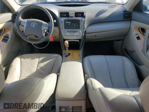 ✅ 2007 Toyota Camry LE • VIN: 4T1BK46K57U037644 • Lot: 92495745. Wystawiony na Copart z przebiegiem 191 069 mil. Bezpłatny archiwum sprzedaży aukcyjnych z USA i szczegółowy raport historii pojazdu na DreamBid. Zdjęcie 8.