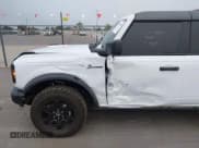 ✅ 2024 Ford Bronco Black Diamond • VIN: 1FMDE1BH4RLA71687 • Lot: 43107780. Listed on IAAI with 29,456 mi. Free auction sales archive from the USA and detailed vehicle history report at DreamBid. Image 6.