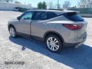 ✅ 2021 Chevrolet Blazer LT • VIN: 3GNKBDR47MS560250 • Лот: 41863483. Опубликован ранее на IAAI с пробегом 69 207 миль. Бесплатный доступ к архиву аукционных продаж из США и подробный отчёт об истории автомобиля на DreamBid. Изображение 3.