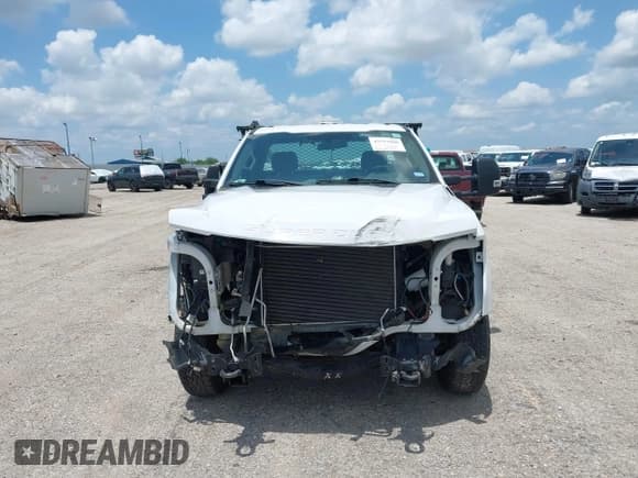 ✅ 2019 Ford F-250 XL • VIN: 1FDBF2A62KEF59427 • Lot: 42523580. Wystawiony na IAAI z przebiegiem 80 243 mil. Bezpłatny archiwum sprzedaży aukcyjnych z USA i szczegółowy raport historii pojazdu na DreamBid. Zdjęcie 12.