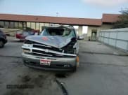 ✅ 2005 Chevrolet Suburban LT • VIN: 1GNFK16Z35J194533 • Lot: 48653215. Wystawiony na Copart z przebiegiem Nie podano. Bezpłatny archiwum sprzedaży aukcyjnych z USA i szczegółowy raport historii pojazdu na DreamBid. Zdjęcie 12.