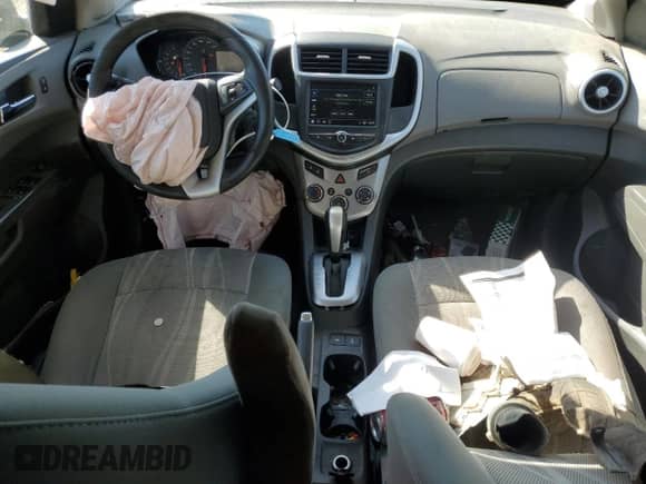 ✅ 2018 Chevrolet Sonic LT • VIN: 1G1JD5SH4J4139835 • Lot: 84706765. Listed on Copart with 131,515 mi. Free auction sales archive from the USA and detailed vehicle history report at DreamBid. Image 8.