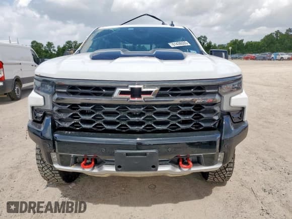 ✅ 2025 Chevrolet Silverado 1500 ZR2 • VIN: 3GCUKHEL0SG257140 • Лот: 61436555. Опубликован ранее на Copart с пробегом 2 071 миль. Бесплатный доступ к архиву аукционных продаж из США и подробный отчёт об истории автомобиля на DreamBid. Изображение 5.