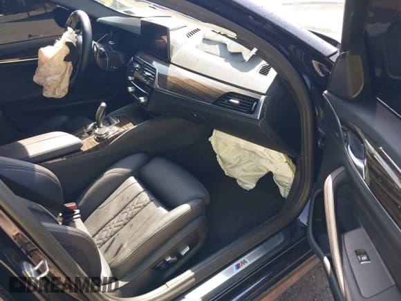 ✅ 2021 BMW 5 Series 530i • VIN: WBA53BH09MWX07868 • Lot: 43275734. Listed on IAAI with Not provided. Free auction sales archive from the USA and detailed vehicle history report at DreamBid. Image 5.