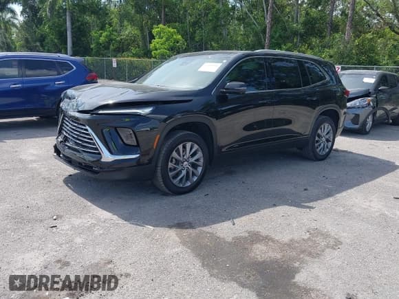 ✅ 2025 Buick Enclave Preferred • VIN: 5GAERARS1SJ103948 • Лот: 42399141. Опубликован ранее на IAAI с пробегом 42 363 миль. Бесплатный доступ к архиву аукционных продаж из США и подробный отчёт об истории автомобиля на DreamBid. Изображение 2.