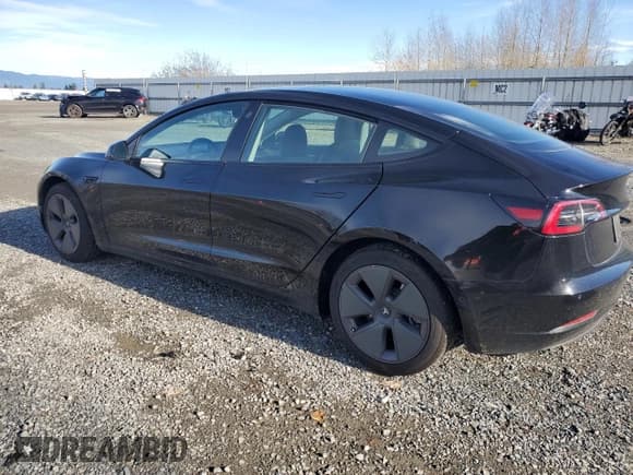 ✅ 2022 Tesla Model 3 Long Range • VIN: 5YJ3E1EB3NF174152 • Лот: 93731445. Опубликован ранее на Copart с пробегом 37 376 миль. Бесплатный доступ к архиву аукционных продаж из США и подробный отчёт об истории автомобиля на DreamBid. Изображение 2.