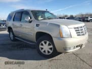 ✅ 2007 Cadillac Escalade • VIN: 1GYFK63877R304421 • Lot: 88762575. Wystawiony na Copart z przebiegiem Nie podano. Bezpłatny archiwum sprzedaży aukcyjnych z USA i szczegółowy raport historii pojazdu na DreamBid. Zdjęcie 4.