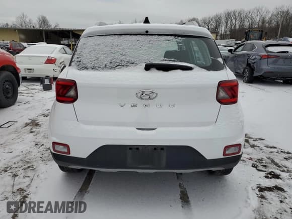 ✅ 2022 Hyundai Venue Limited • VIN: KMHRC8A38NU165750 • Lot: 87469574. Listed on Copart with 9,887 mi. Free auction sales archive from the USA and detailed vehicle history report at DreamBid. Image 6.