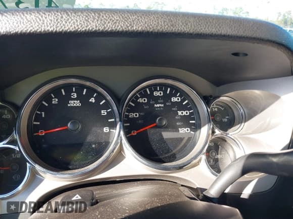 ✅ 2013 Chevrolet Silverado 2500HD LT • VIN: 1GC1KXCG1DF144630 • Lot: 41370886. Listed on IAAI with 268,431 mi. Free auction sales archive from the USA and detailed vehicle history report at DreamBid. Image 7.